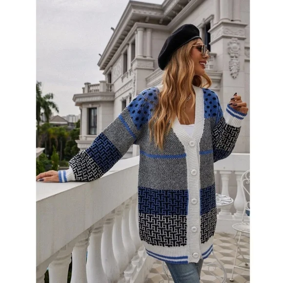 🌸Oversized Button Up V-Neck Cardigan Blue Grey White Black - Picture 2 of 12